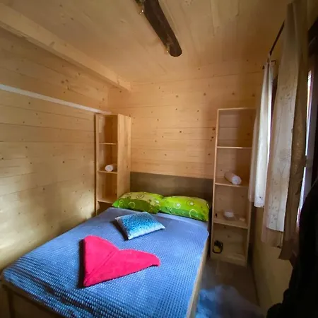 בקתה Wooden With Jacuzzi Recica ob Savinji