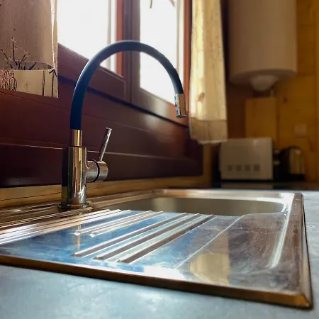 Wooden With Jacuzzi Alpehytte *