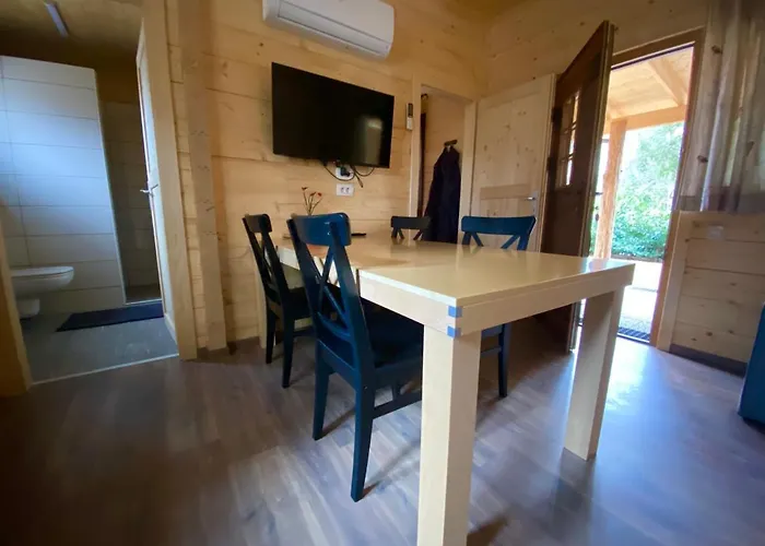 Chalet Wooden With Jacuzzi *